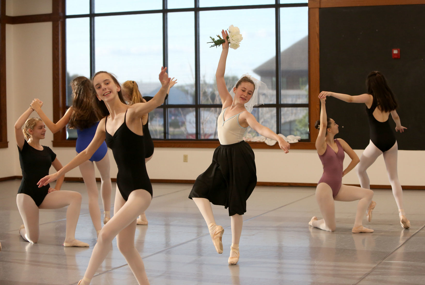 CENTRAL MIDWEST BALLET